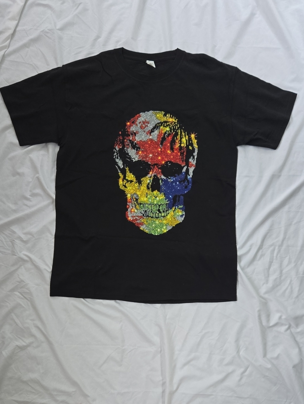Mens/Unisex Roundneck Black Graphic Tee Colorful Skull Front, Iron On 100%Cotton